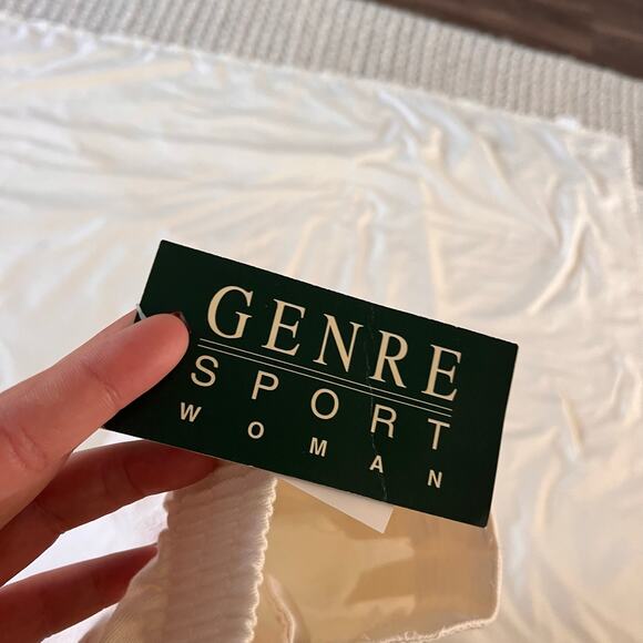 NWT Vtg Y2K 2000s High Rise White Pleat Front Stretch Waist Shorts Plus Sz 24 - Picture 8 of 10